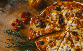 Profitable Pizza Restaurant for Sale in Daytona Beach Shores with Big Owner Benefit
