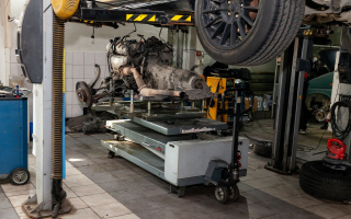 Fully Equipped Auto Parts & Repair Shop Fully Equipped Auto Parts & Repair Shop