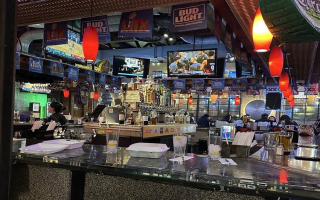 THREE Multi Unit Restaurants for Sale! Real Estate! $400K EBITDA THREE Multi Unit Restaurants for Sale! Real Estate! $400K EBITDA