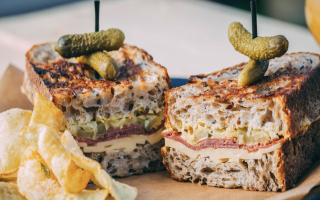 Stunning 42 Seat Patio Great Stylish Cafe