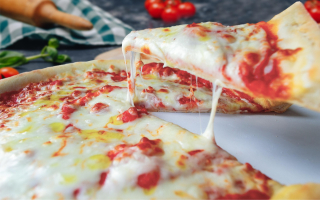 Established Pizza Restaurant for Sale earned over $70,000 in 2025