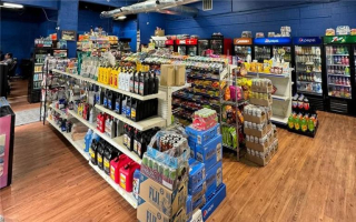 Absentee-Owned Gas Station WITH Property   Absentee-Owned Gas Station WITH Property
