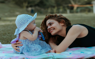 16-Yr B2B/DTC Baby Hat Company | 90% Seller Fin 16-Yr B2B/DTC Baby Hat Company | 90% Seller Fin